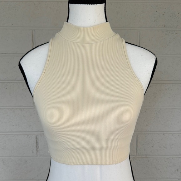 Alo Goddess Rib Cropped Dynamite Tank Top - French Vanilla, M - Picture 2 of 12